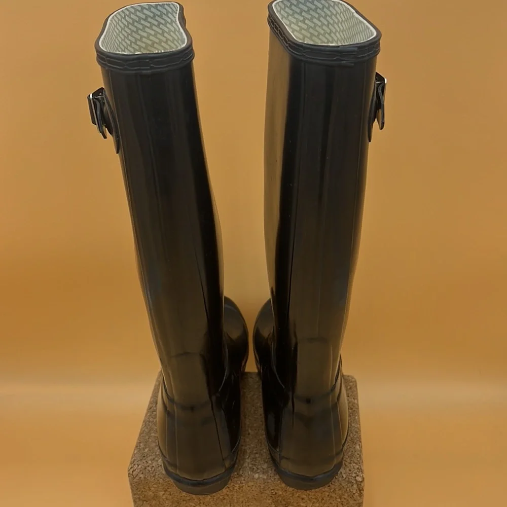 ✨🖤Tall  Gloss Black rain 👢 Boots Size 6M/7F 🧦socks size Large - Picture 12 of 13